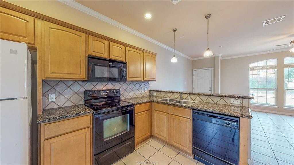 305 Holleman Dr Unit 1306 - Photo 4 of 48