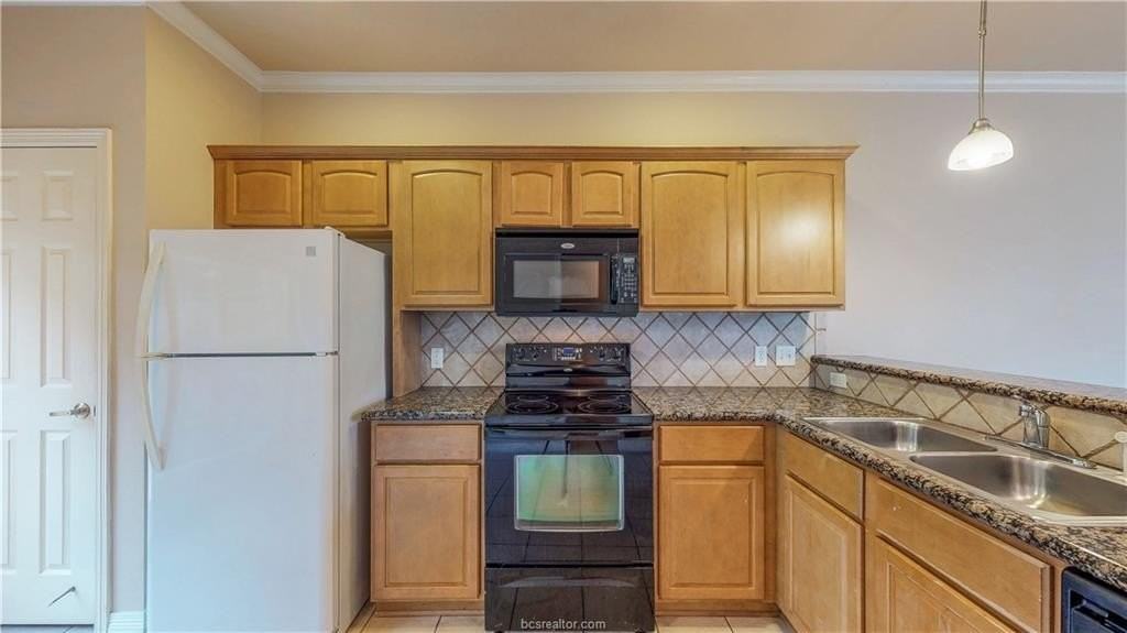 305 Holleman Dr Unit 1306 - Photo 6 of 48