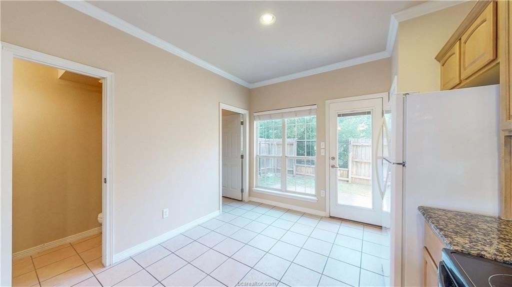 305 Holleman Dr Unit 1306 - Photo 7 of 48