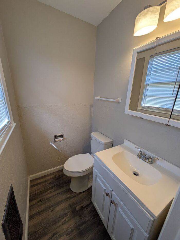 2842 Dale St #A - Photo 6 of 10