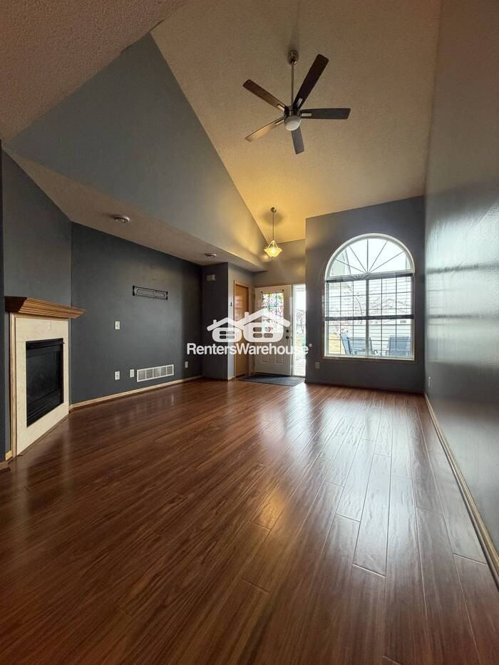 12586 43rd St Ne - Photo 4 of 20