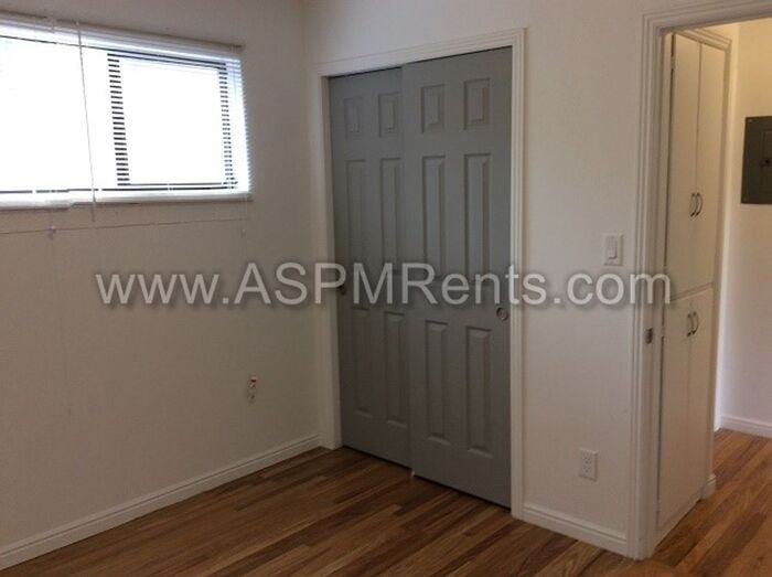 623 E 5th Ave #04 - Photo 7 of 13