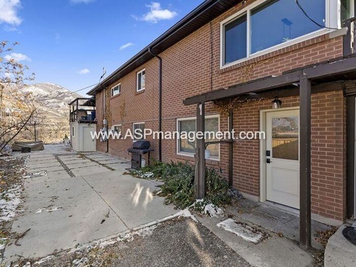 2747 S 2700 E #BS - Photo 2 of 16