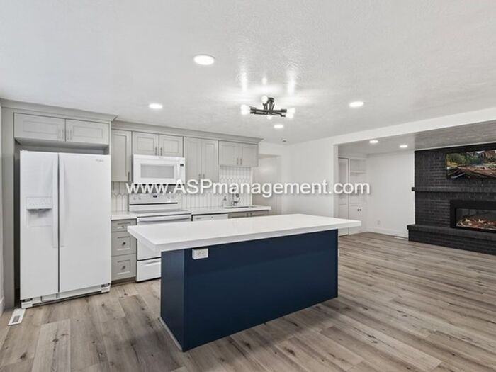 2747 S 2700 E #BS - Photo 7 of 16