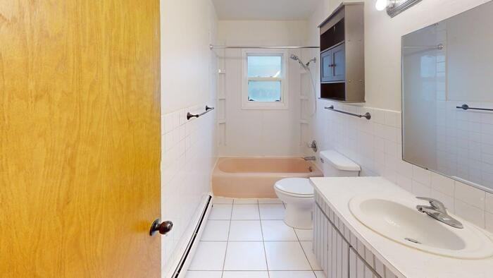 1429 N 21st St #4 - Photo 3 of 9