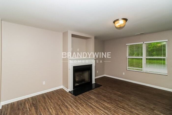 4650 Esmeralda Dr - Photo 4 of 22