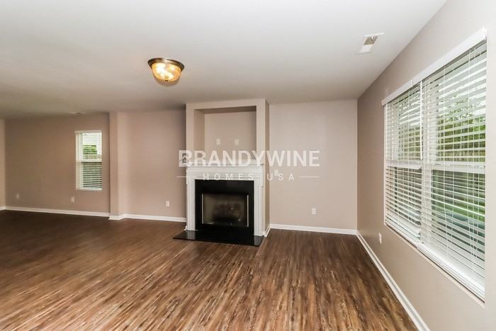 4650 Esmeralda Dr - Photo 6 of 22