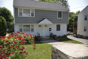 featured image of 30 1/2 Bartlett Ave Unit B