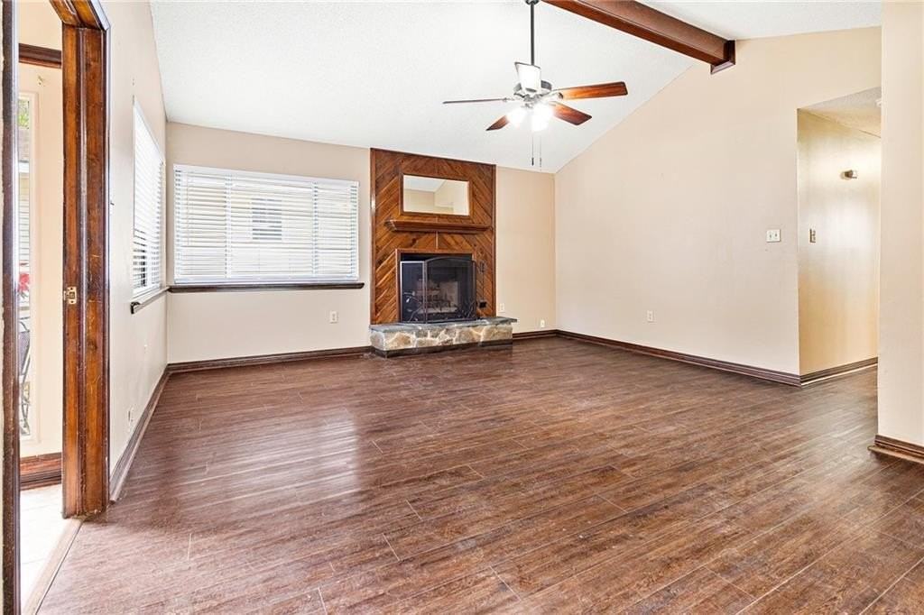 2021 Crane St - Photo 4 of 16