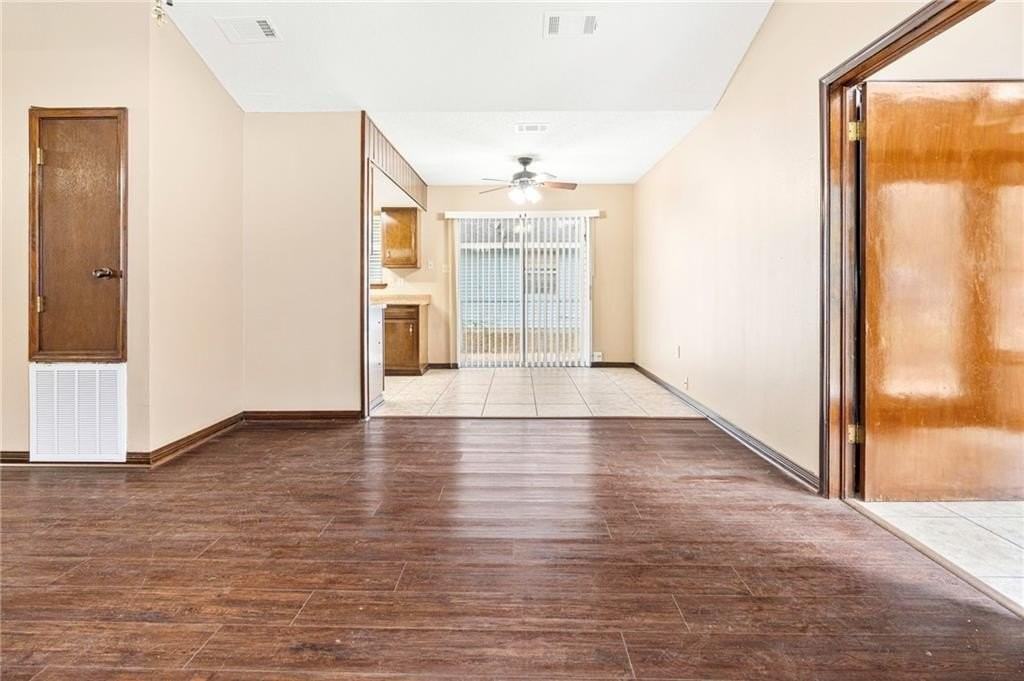 2021 Crane St - Photo 5 of 16