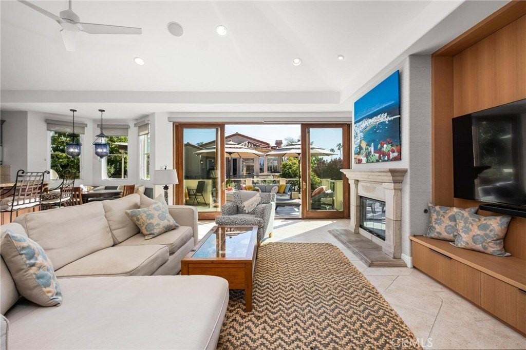 926 Duncan Ave - Photo 6 of 50