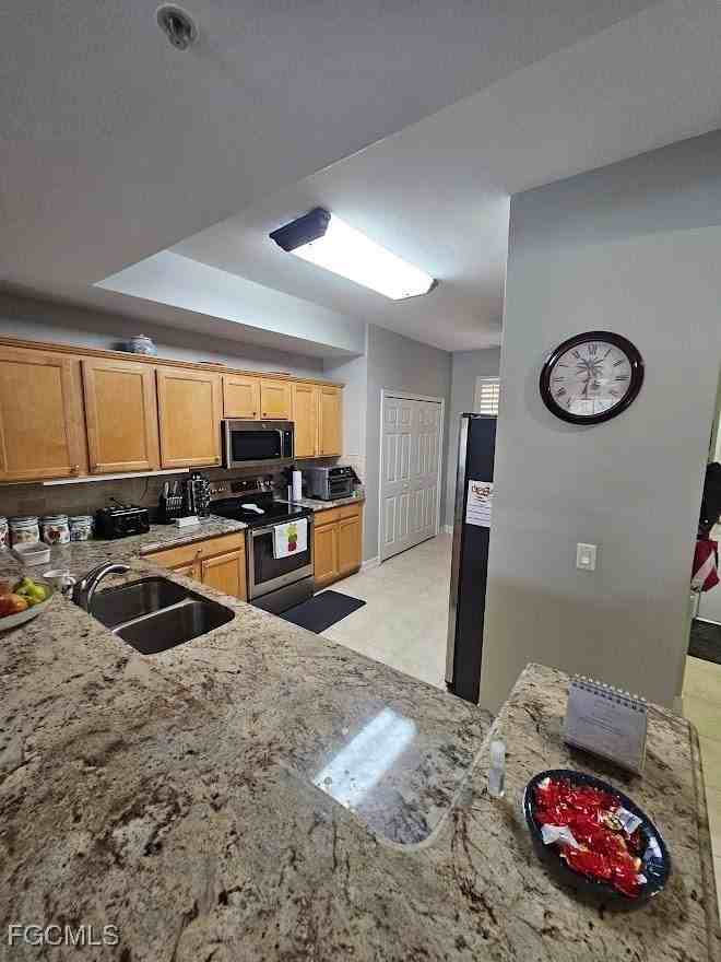 10720 Ravenna Way #104 - Photo 5 of 46