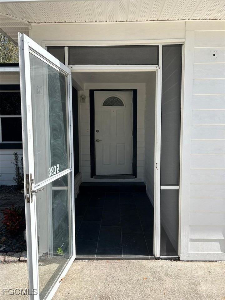 3835 Arlington St - Photo 2 of 50