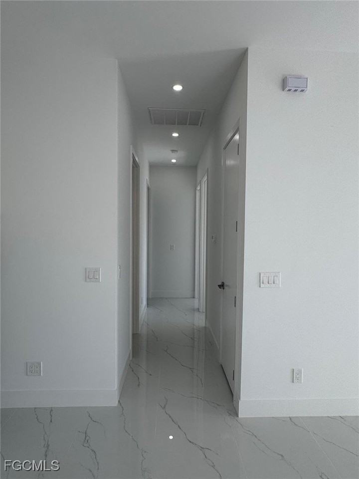 3107 Leeland Heights Blvd E - Photo 5 of 12