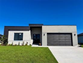 1027 Kismet Pkwy W - Photo 1 of 1