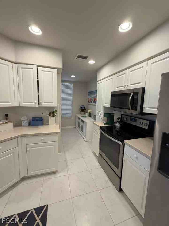 17020 Willowcrest Way #210 - Photo 5 of 34