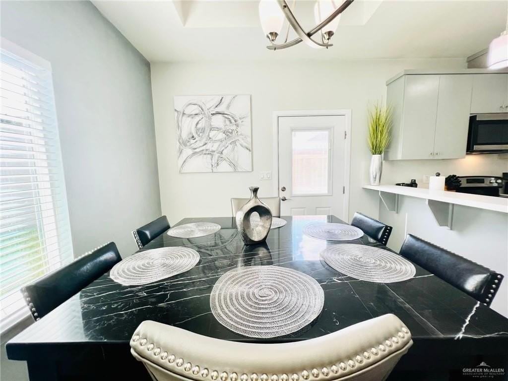 4729 Magnolia Ave Apt 4 - Photo 2 of 15