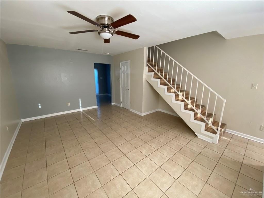 3208 N 25 1/2 St - Photo 5 of 10