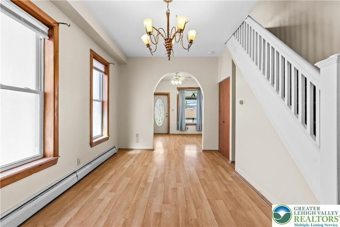 1312 E 4th St - Photo 6 of 24