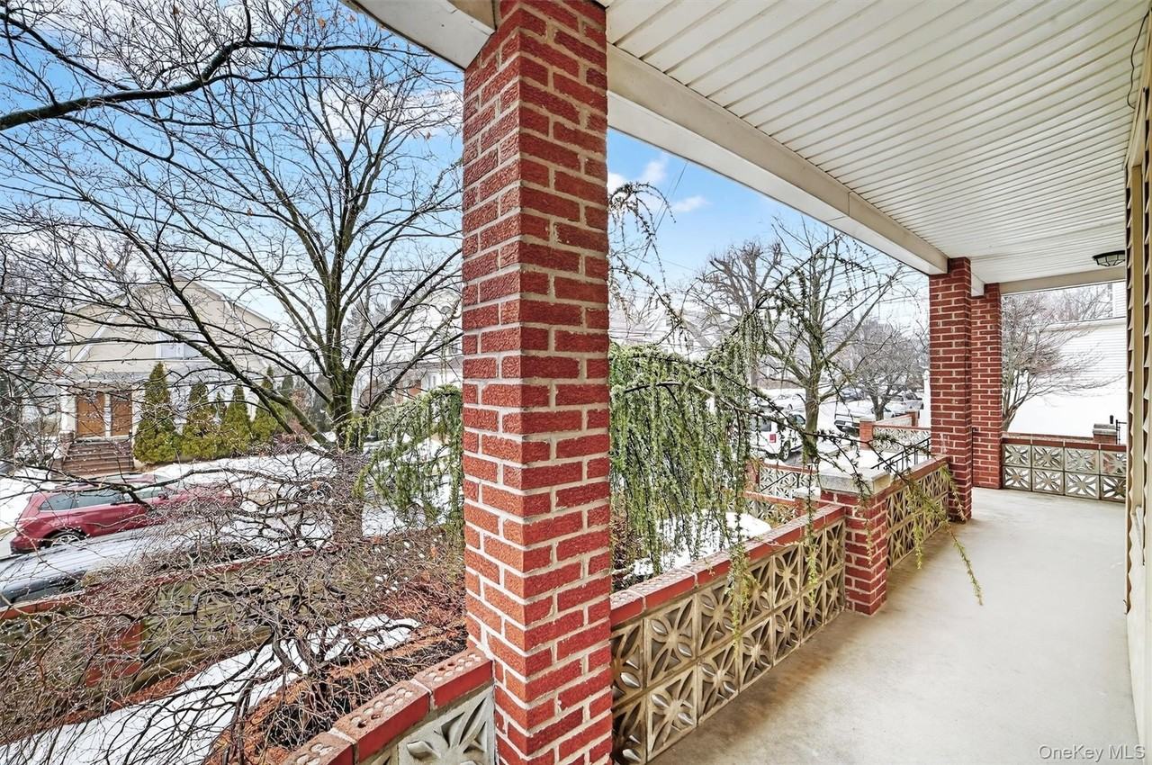 4 Amackassin Ter Apt 2 - Photo 2 of 28