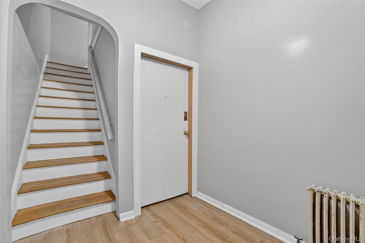 4 Amackassin Ter Apt 2 - Photo 4 of 28