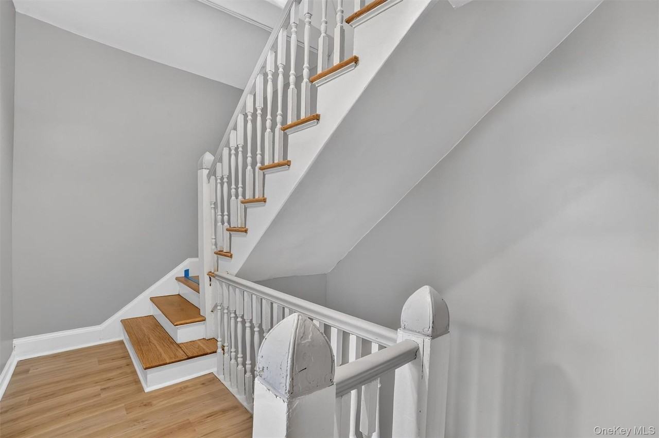 4 Amackassin Ter Apt 2 - Photo 5 of 28