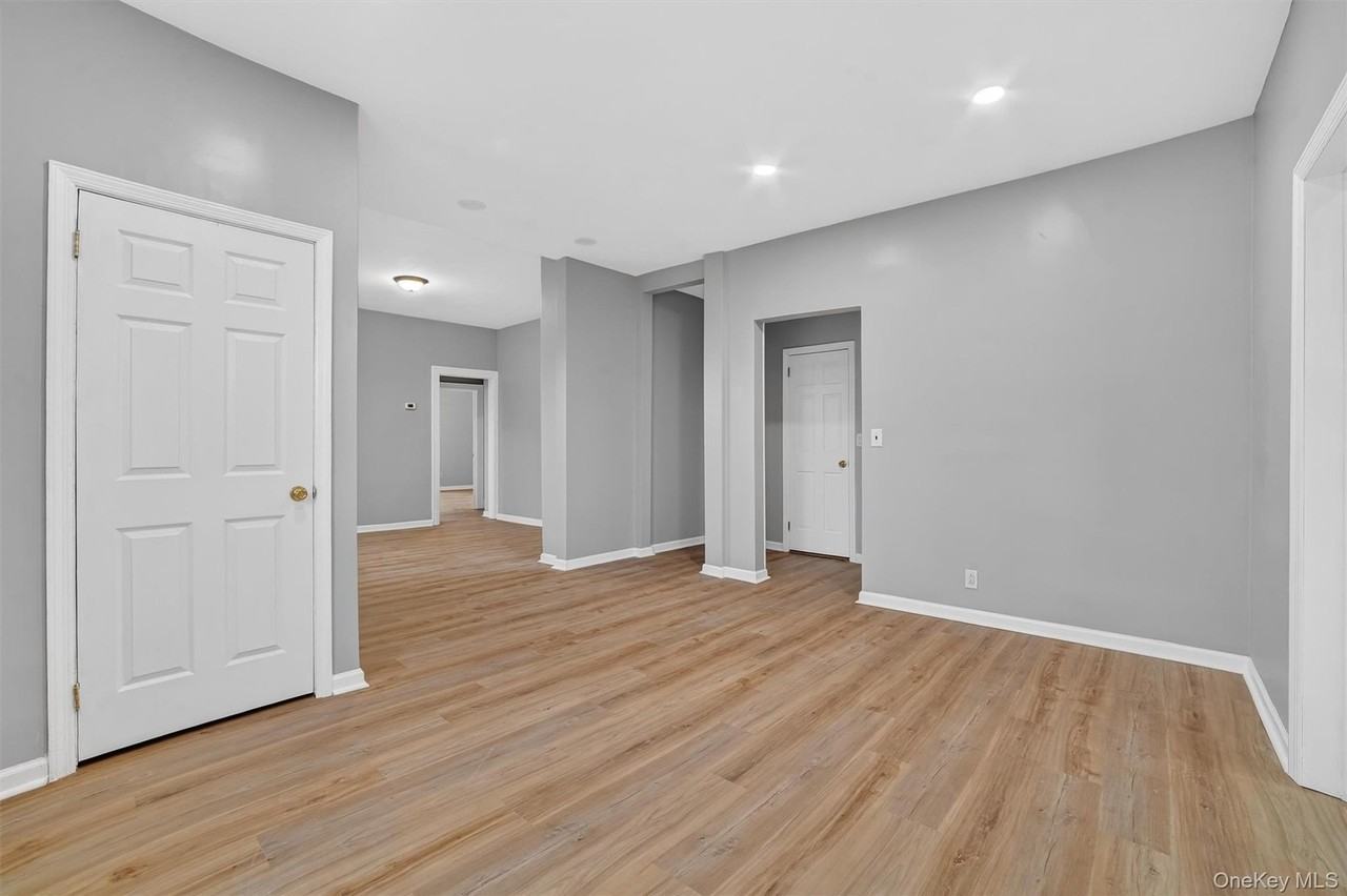 4 Amackassin Ter Apt 2 - Photo 7 of 28