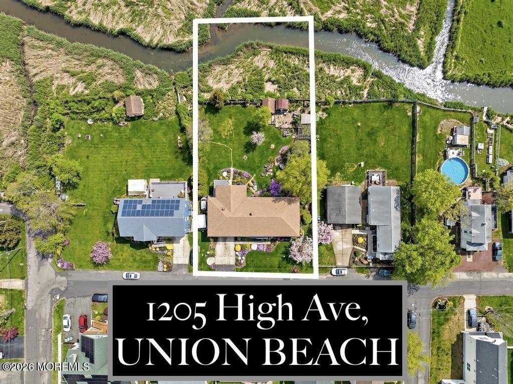 1205 High Ave - Photo 3 of 50