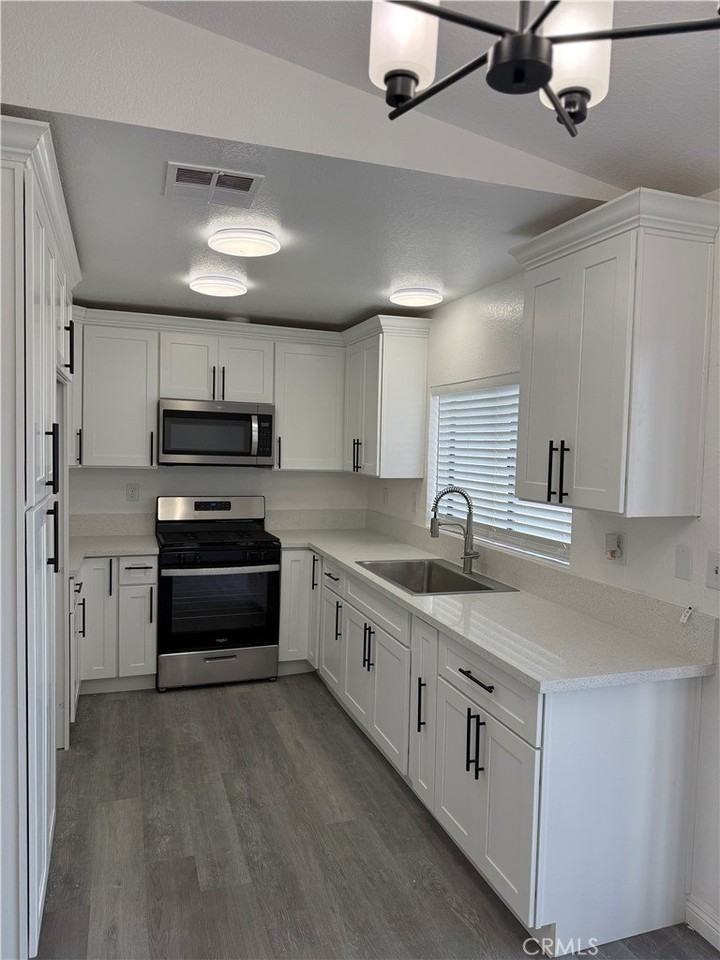 3858 Kreuer Rd - Photo 2 of 10