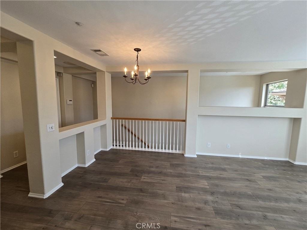 272 Woodcrest Ln - Photo 5 of 27