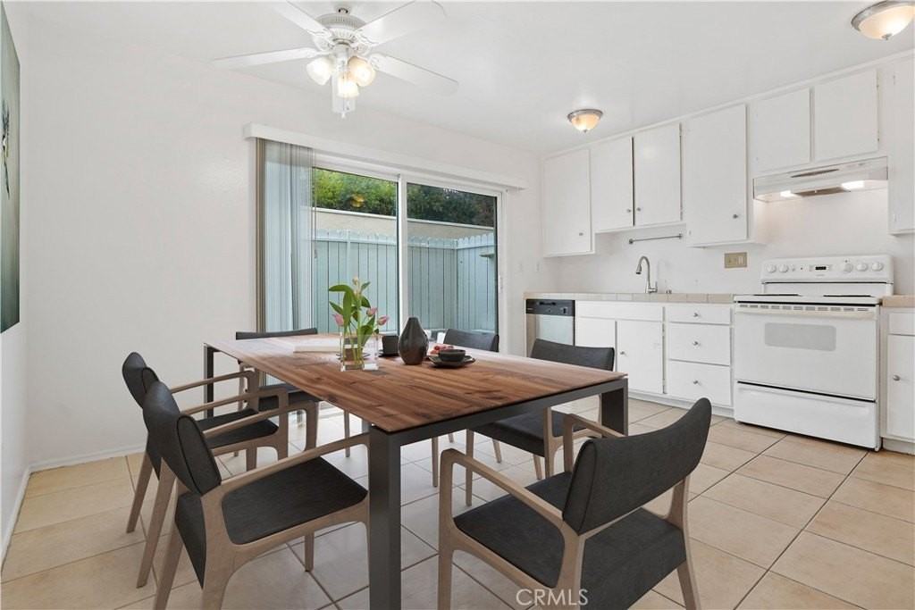 22855 Vanowen St #2 - Photo 7 of 34