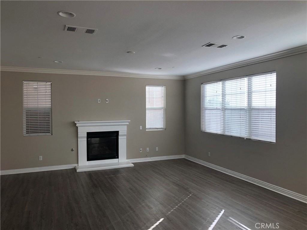 9789 La Vine Ct - Photo 3 of 9