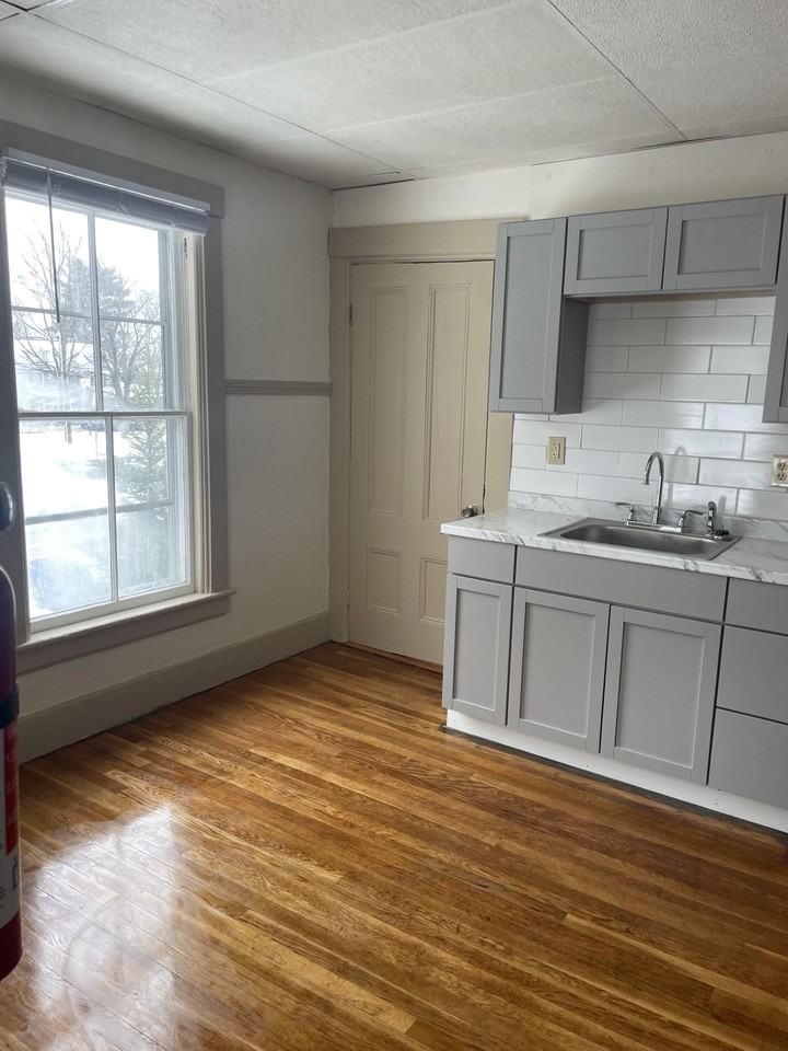 75B Belknap St - Photo 4 of 19