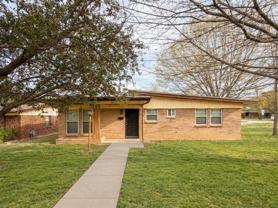 5441 Wales Ave - Photo 1 of 1