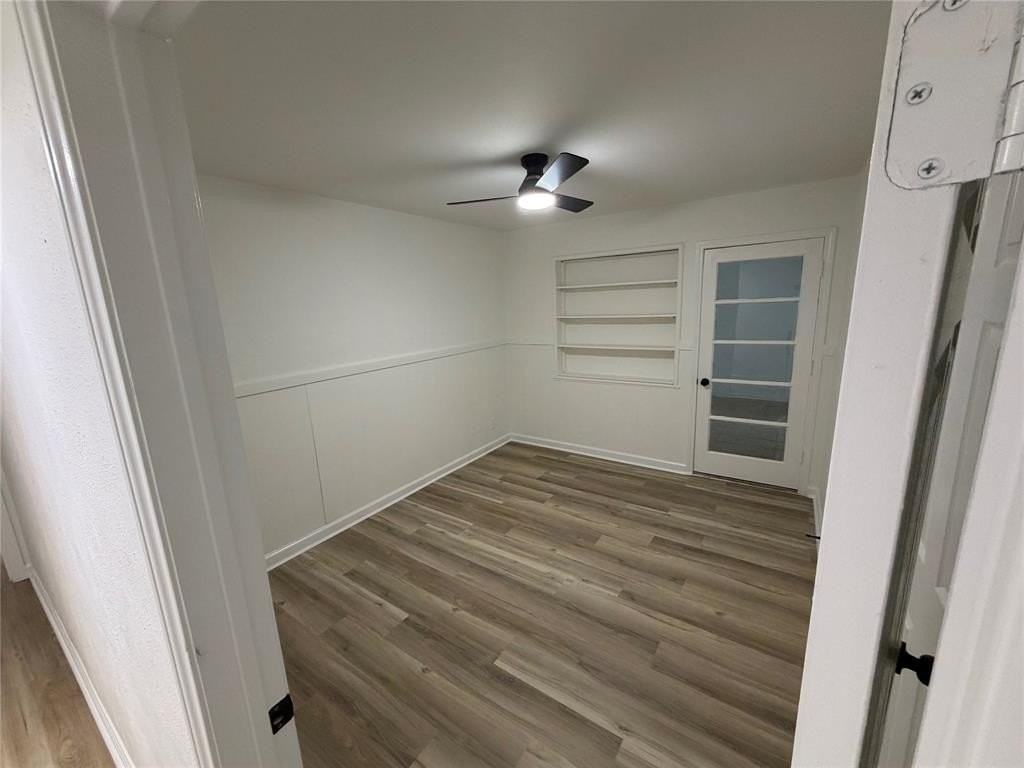 5441 Wales Ave - Photo 6 of 12