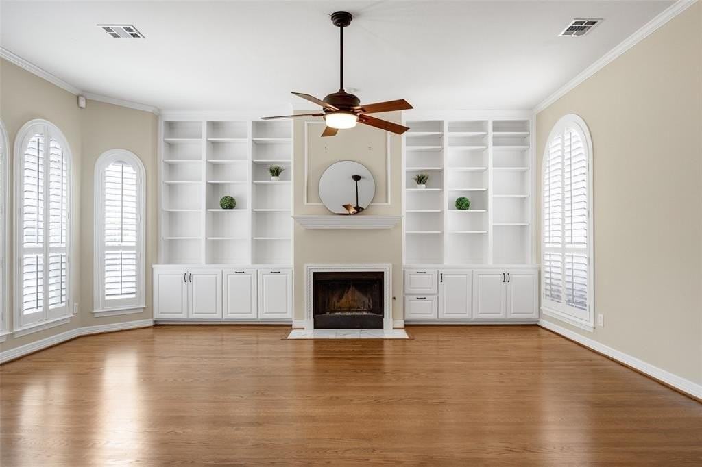 5856 Oram St - Photo 6 of 29