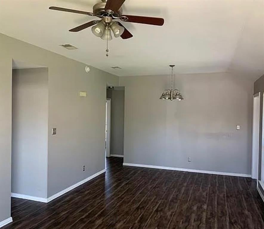 3117 Inglewood St - Photo 5 of 12