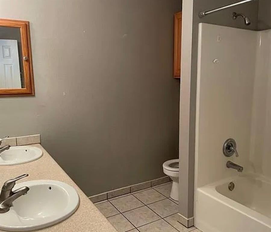 3117 Inglewood St - Photo 6 of 12