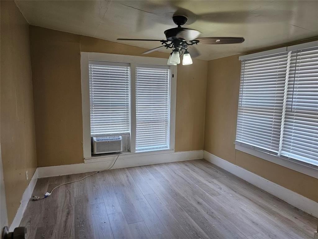 1006 Grandview Ave - Photo 4 of 10