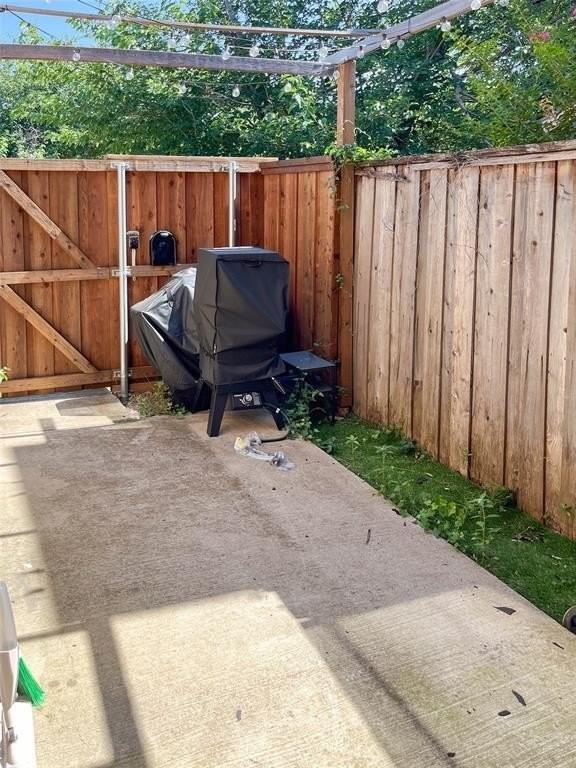 5734 Harvest Hill Rd - Photo 7 of 28