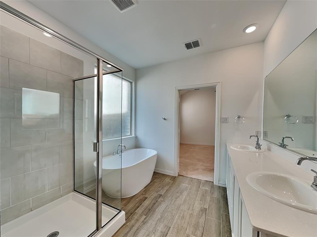 1812 Roadrunner Dr - Photo 7 of 15