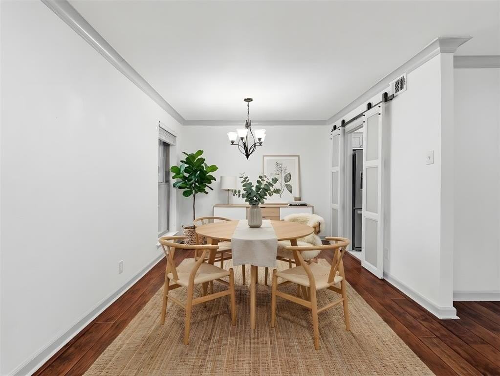 6036 Birchbrook Dr #226 - Photo 6 of 23