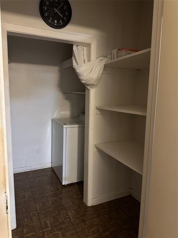 717 S La Salle Dr - Photo 6 of 19