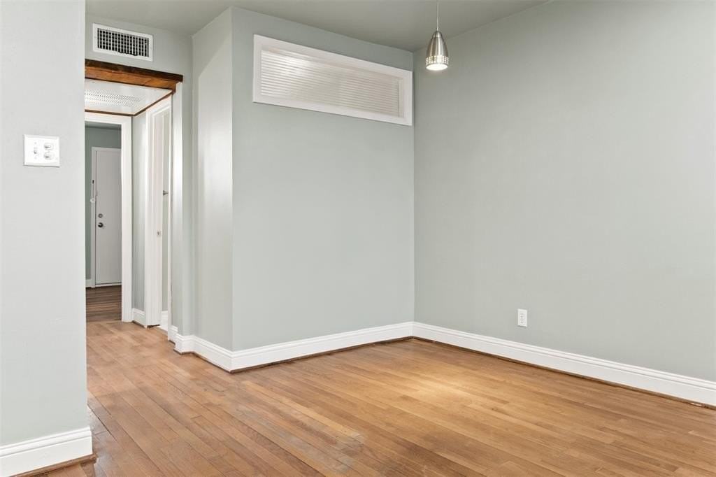 1804 Gould St #8 - Photo 5 of 13