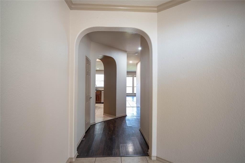 3224 Stonecrop Trl - Photo 2 of 15