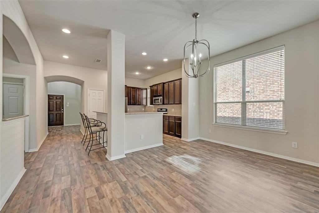 1804 Shoebill Dr - Photo 5 of 21