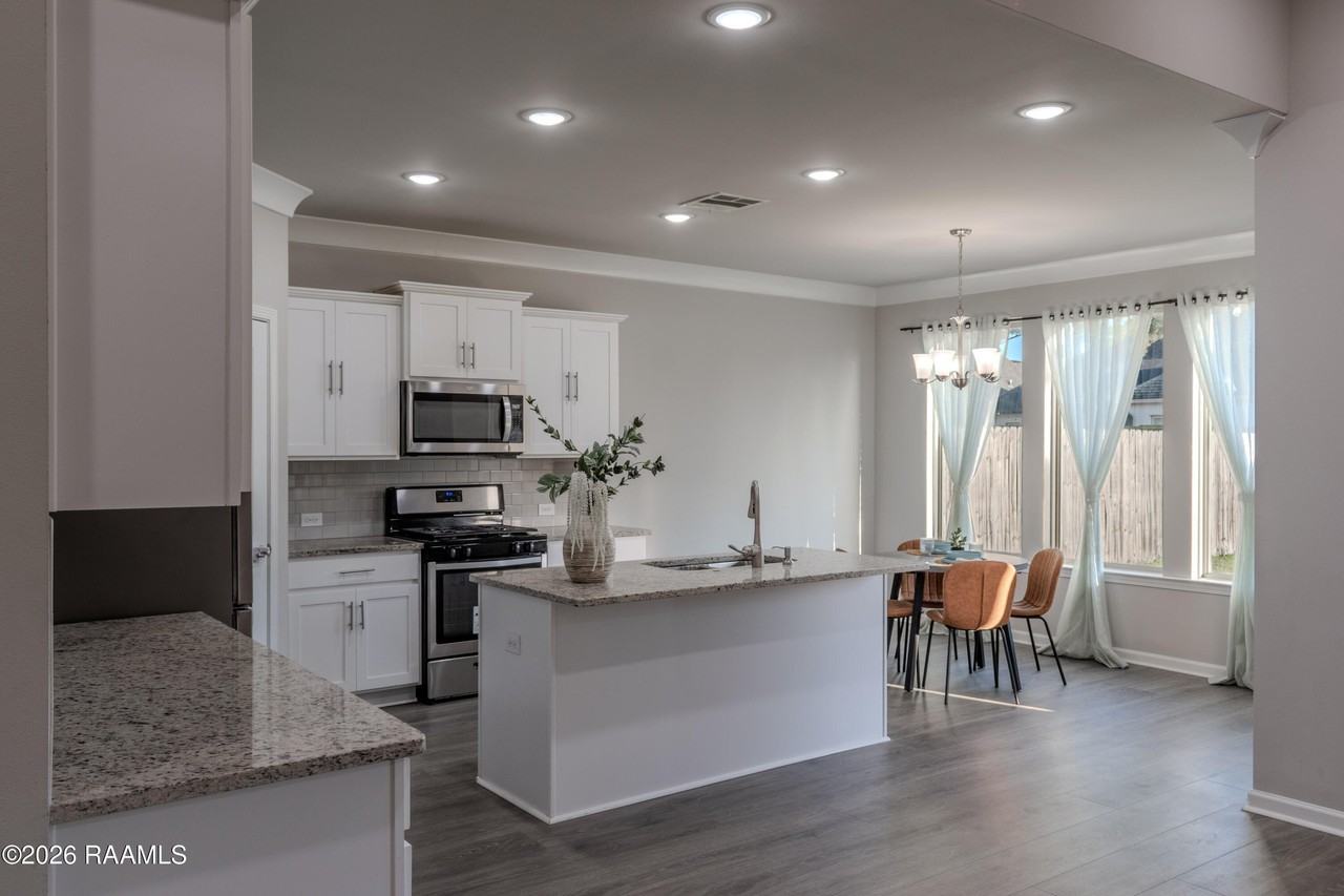 119 Deer Lake Ln - Photo 5 of 24