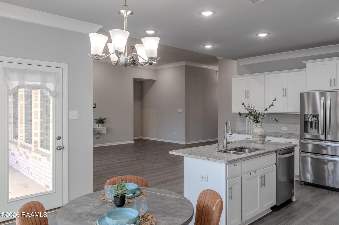 119 Deer Lake Ln - Photo 7 of 24