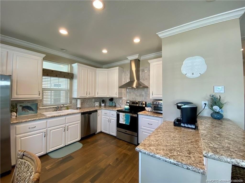 163 Ne Buoy Dr - Photo 6 of 23