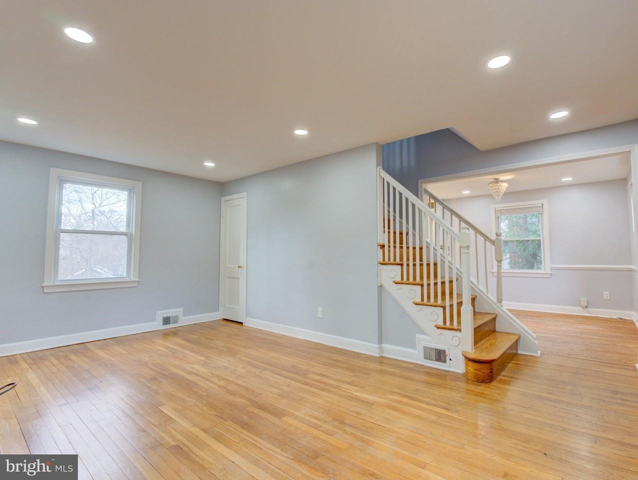 6916 New Hampshire Ave - Photo 6 of 48